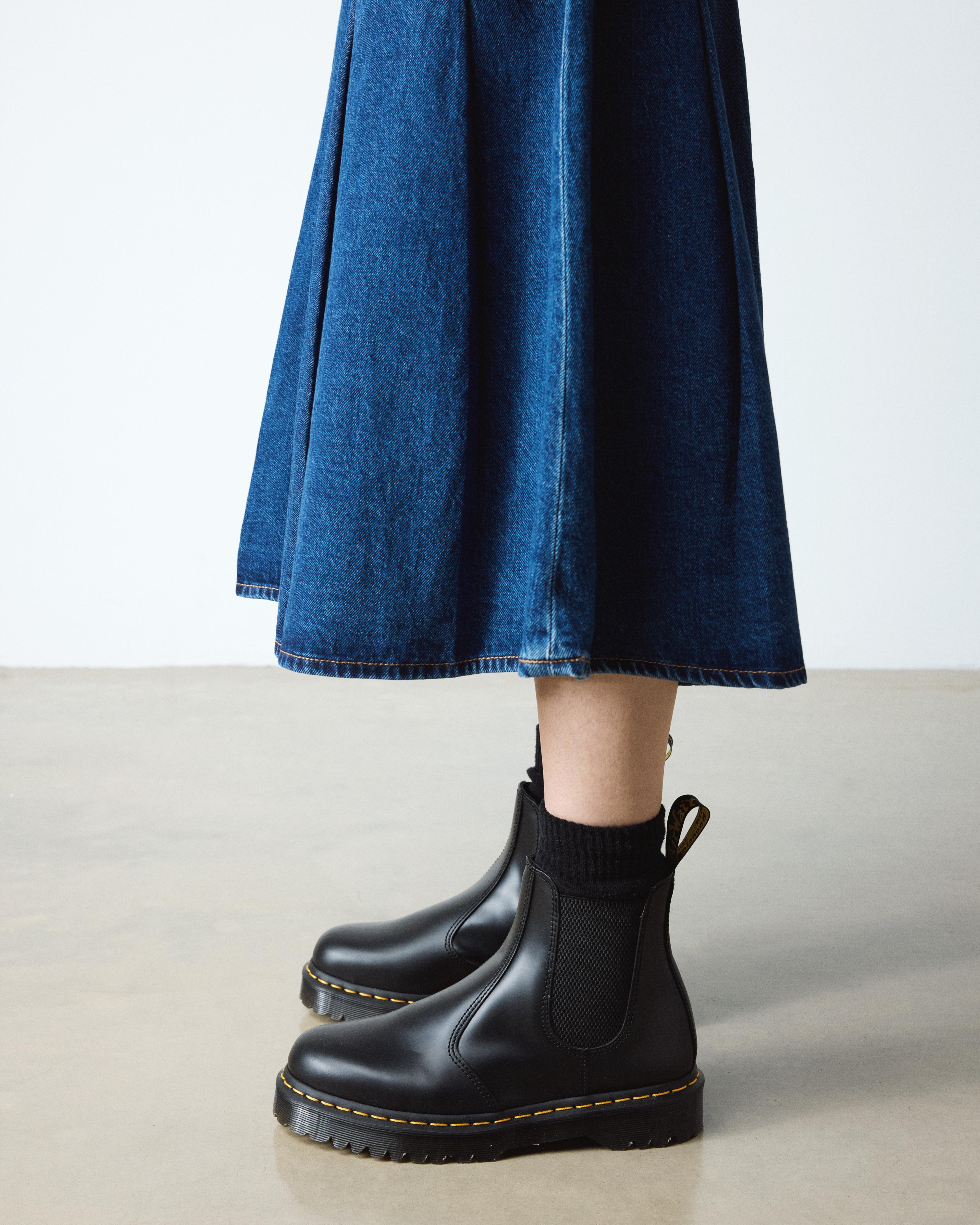 2976 Bex Smooth Leather Chelsea Boots | Dr. Martens ReWair