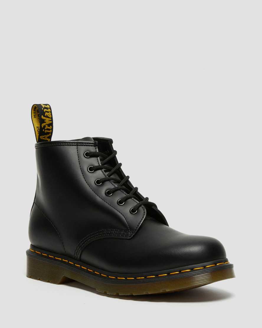 101 Yellow Stitch Smooth Leather Ankle Boots Black101 SMOOTH LÆDER SNØRESTØVLER Dr. Martens