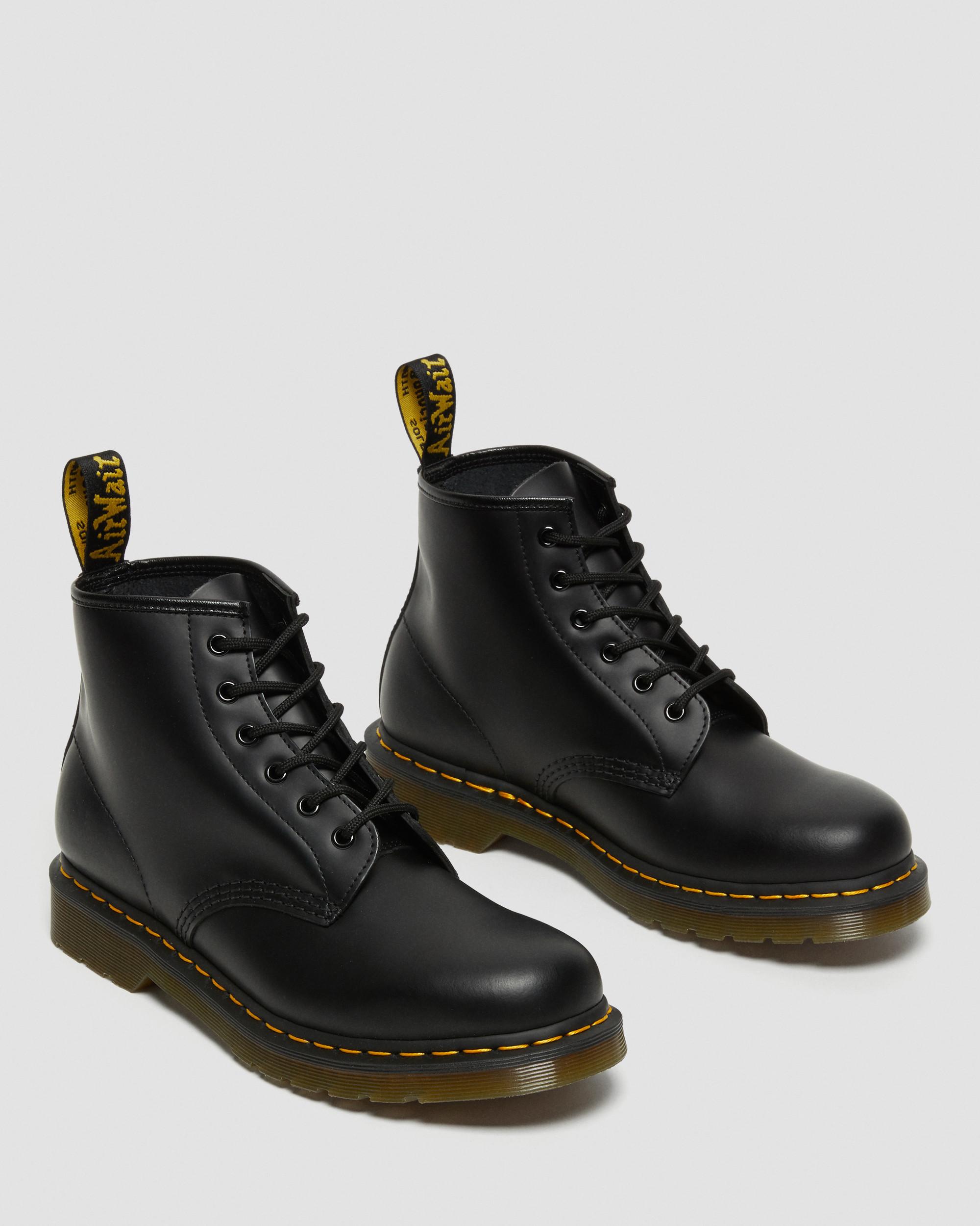 Boots basses 101 Stitch en cuir SmoothBoots basses 101 Yellow Stitch en cuir Smooth Dr. Martens