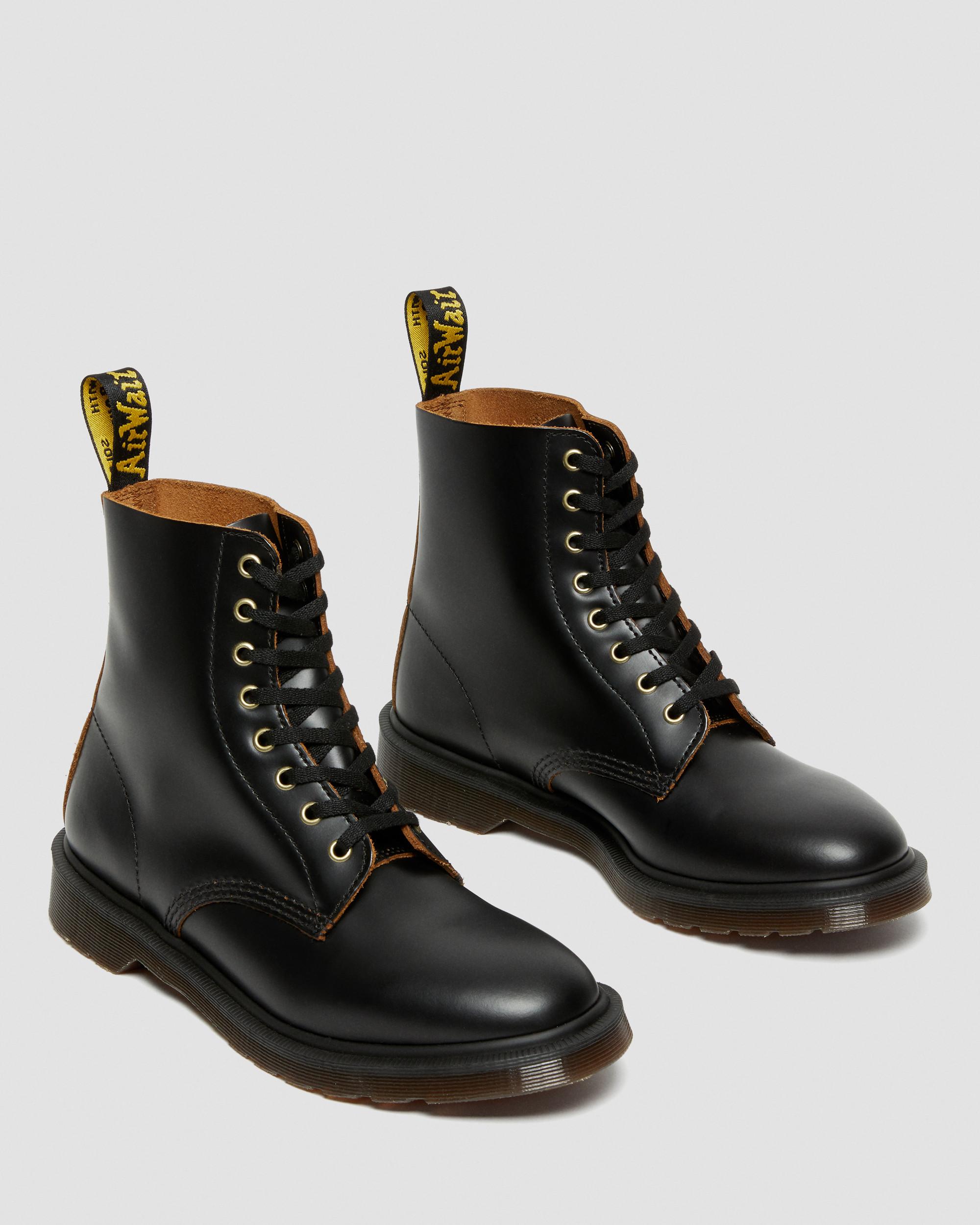 dr martens 1460 classic