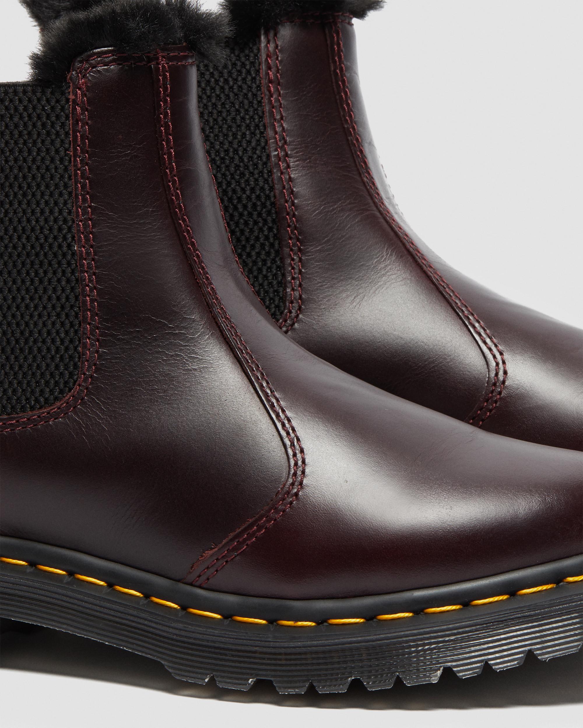 2976 Leonore Faux Fur Lined Chelsea Boots