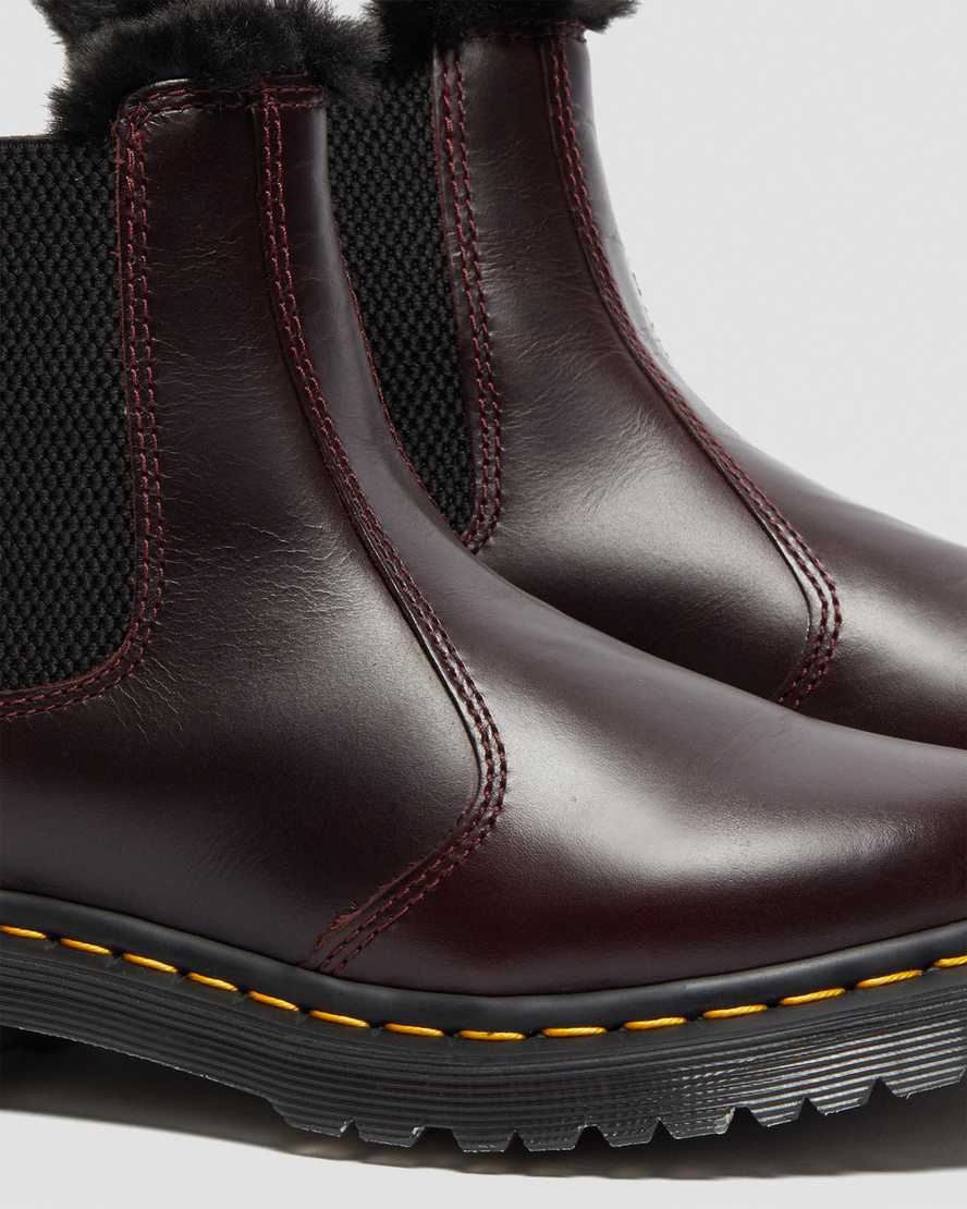 https://i1.adis.ws/i/drmartens/26332601.88.jpg?$large$2976 Leonore Faux Fur Lined Chelsea Boots  Dr. Martens