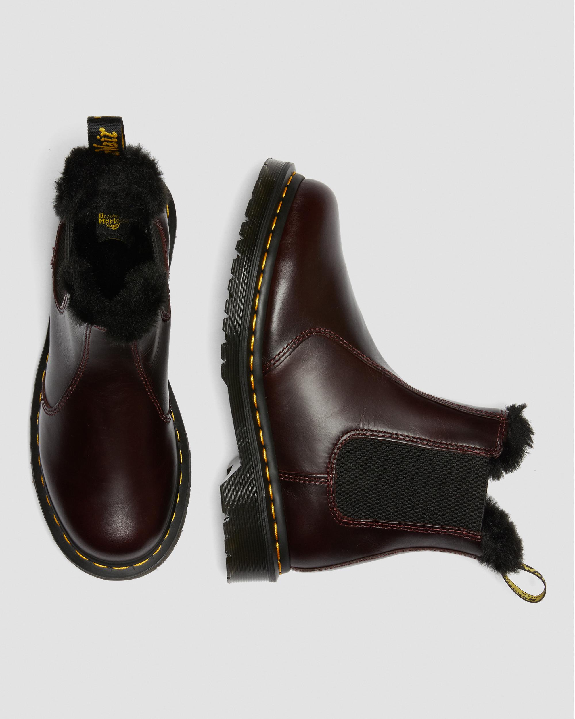 2976 Leonore Faux Fur Lined Chelsea Boots