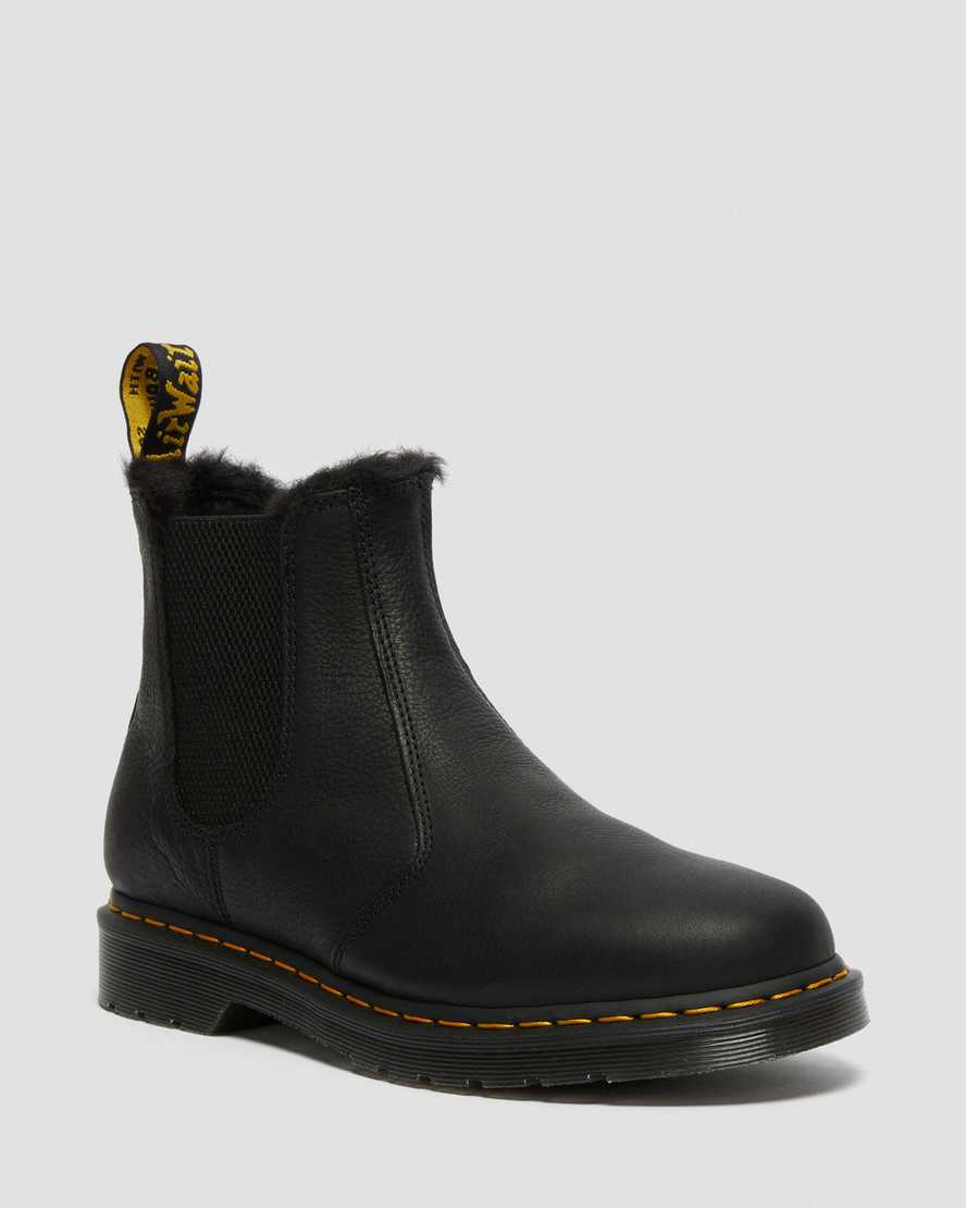 2976 Faux Fur Lined Chelsea Boots in Black | Dr. Martens