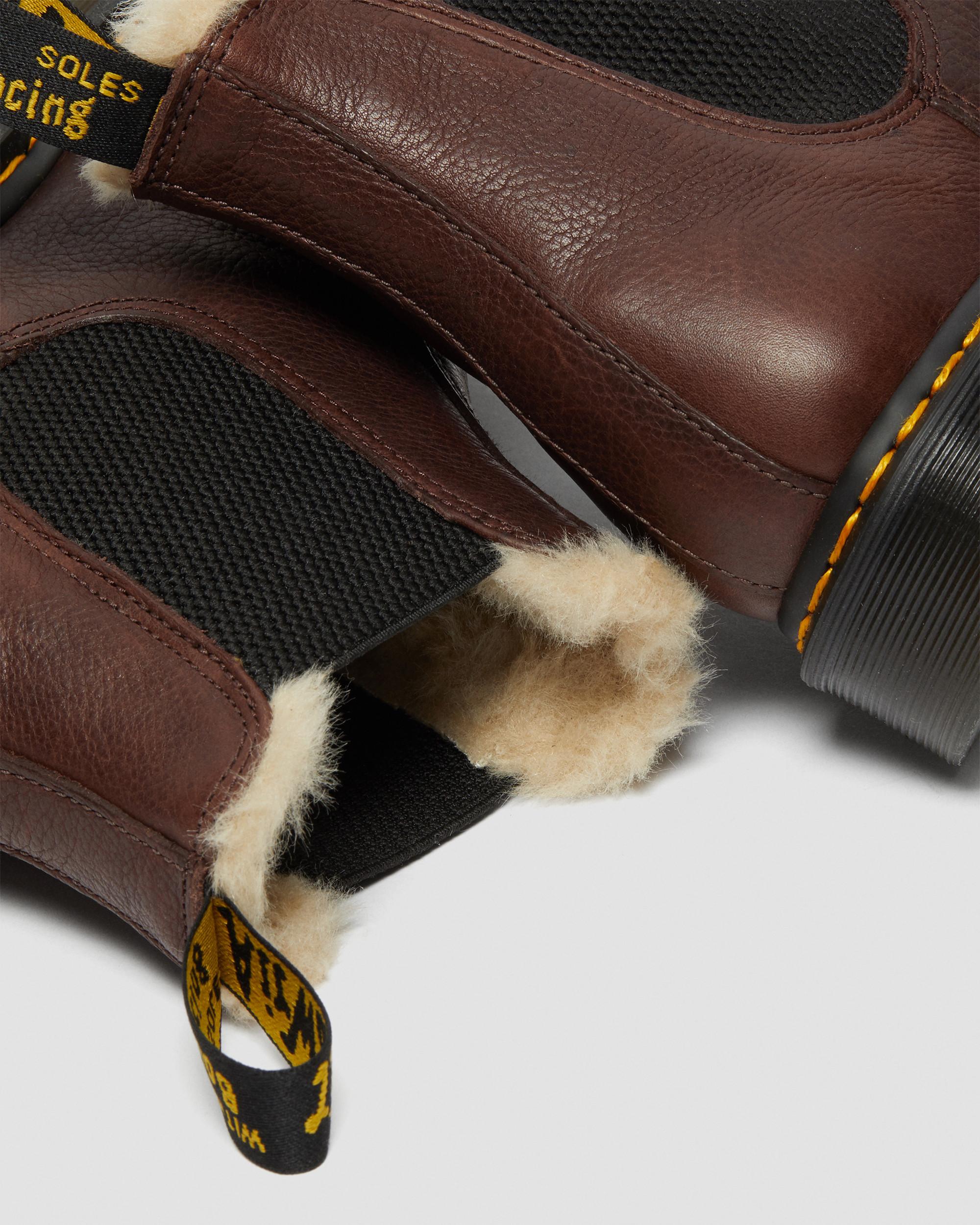 2976 Faux Fur Lined Chelsea Boots