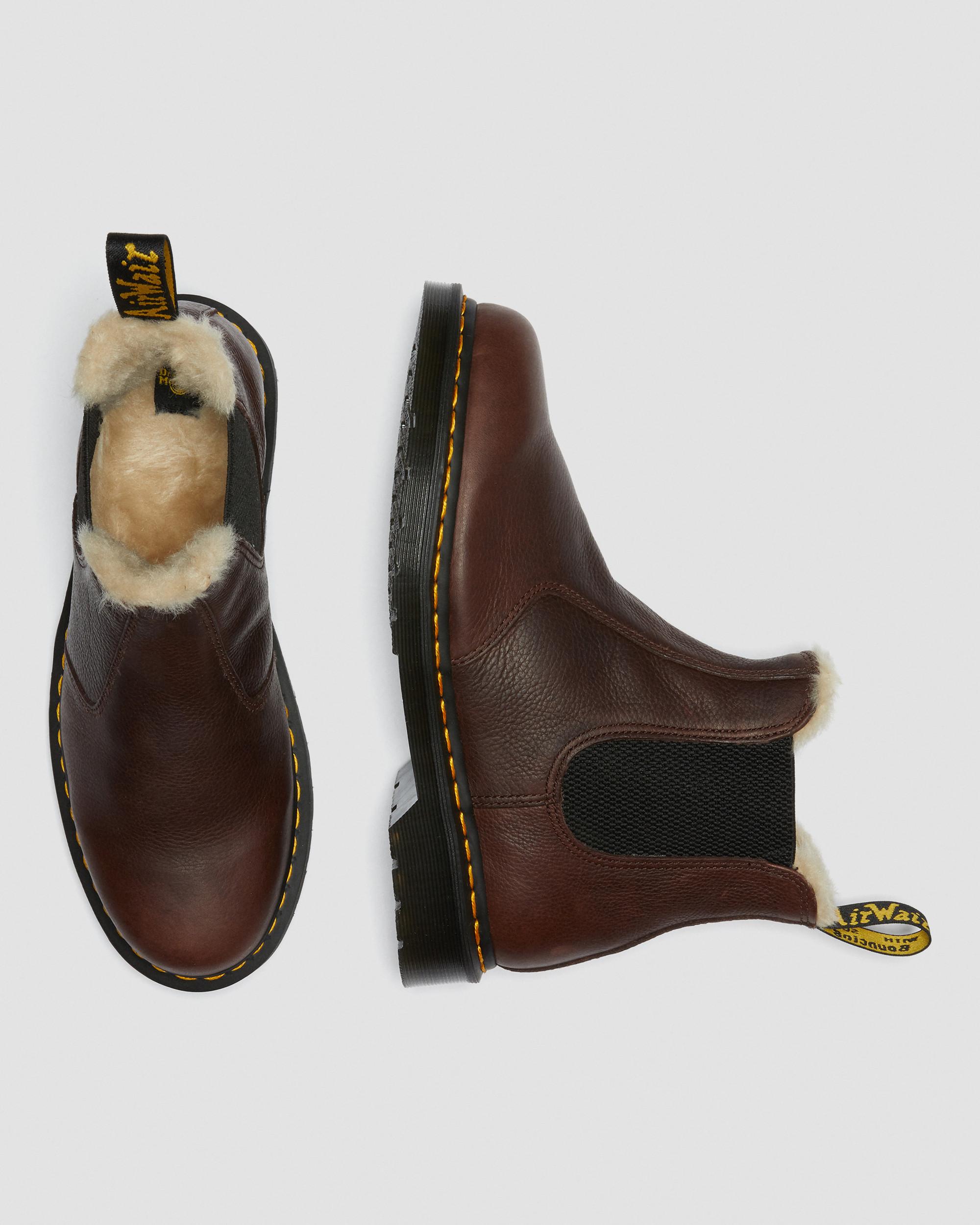 2976 Faux Fur Lined Chelsea Boots