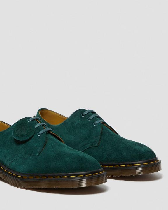 https://i1.adis.ws/i/drmartens/26335370.89.jpg?$large$1461 SUEDE LACE UP SHOES Dr. Martens