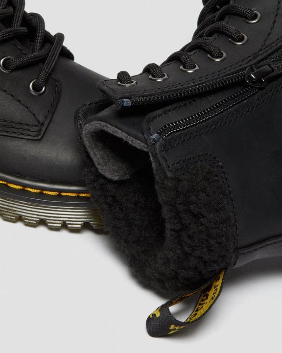 https://i1.adis.ws/i/drmartens/26339001.87.jpg?$large$Junior 1460 Fleece Lined Leather Boots Dr. Martens