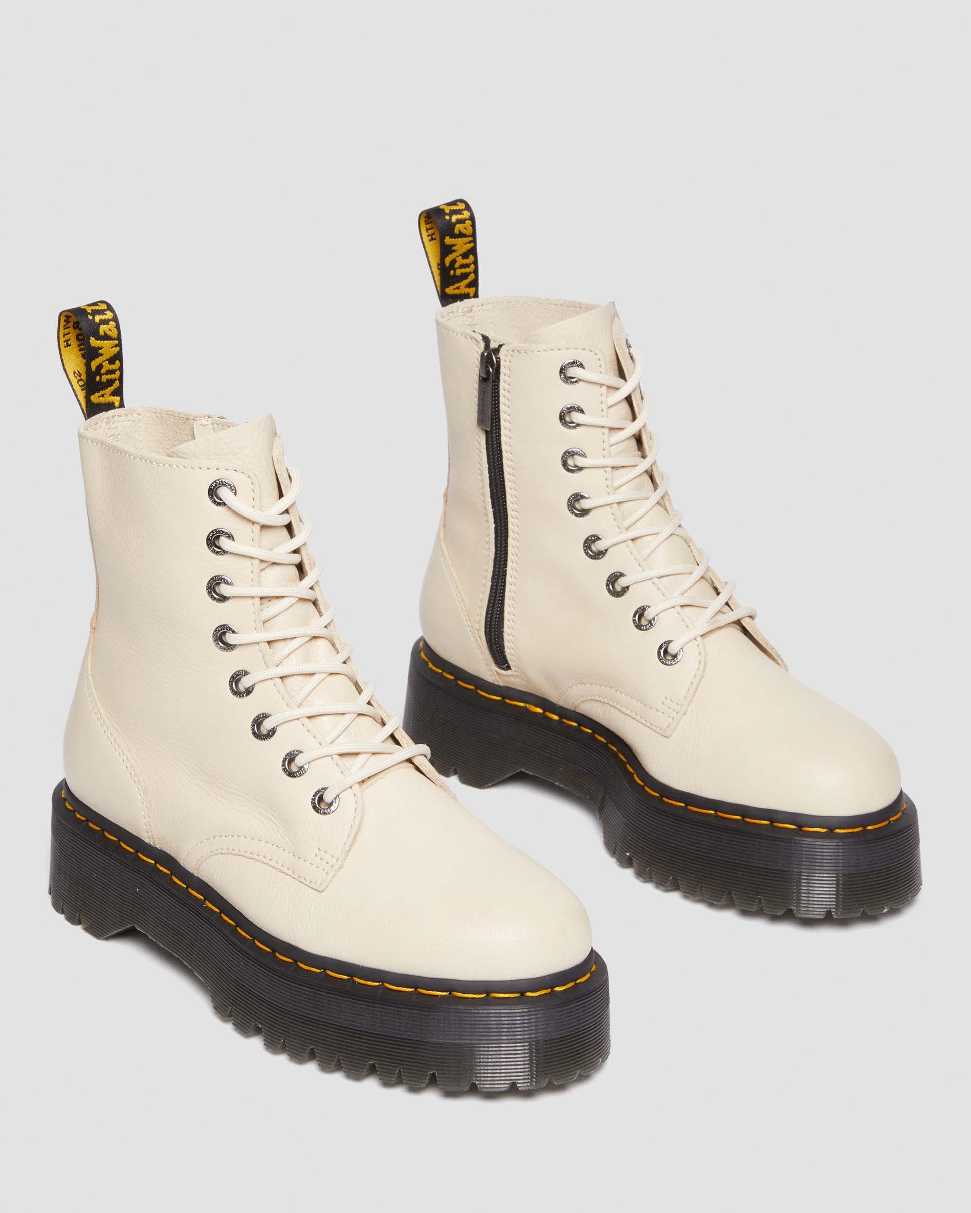 Dr. Martens JADON 厚底 ブーツ UK7+レザー用クリーム Jadon III Soft Leather Platform Boots in Parchment Beige | Dr
