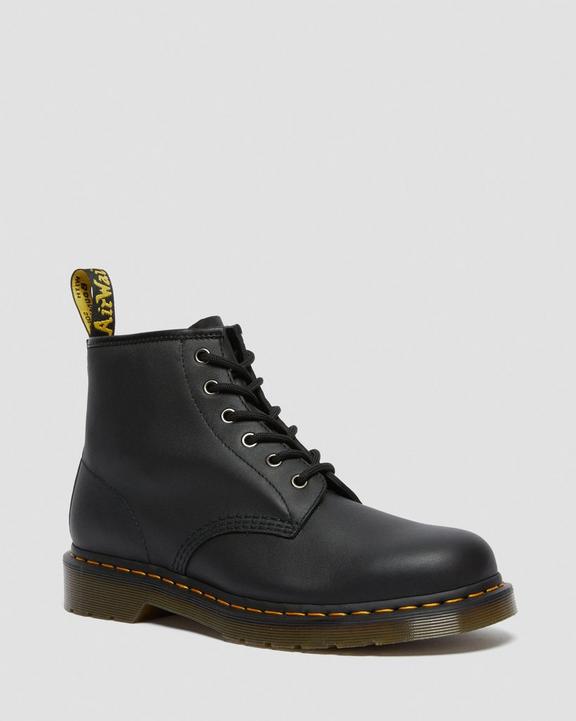 https://i1.adis.ws/i/drmartens/26409001.88.jpg?$large$101 Leather Ankle Boots Dr. Martens