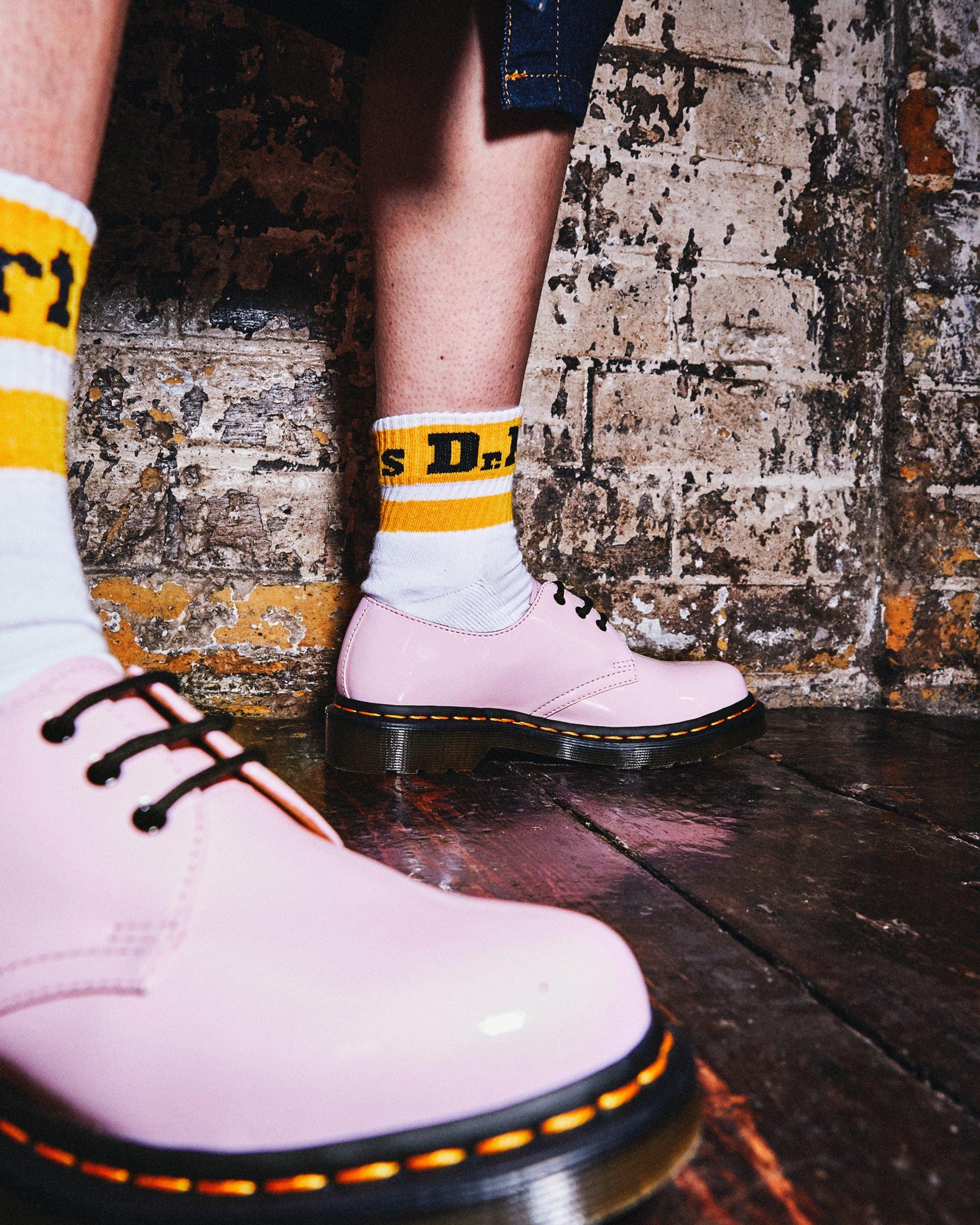 1461 Women's Patent Leather Oxford Shoes in PALE PINK | Dr. Martens™