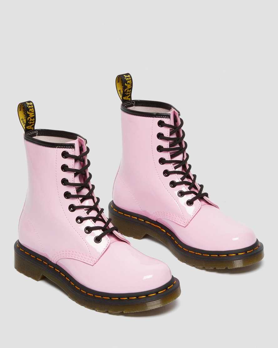 https://i1.adis.ws/i/drmartens/26425322.88.jpg?$large$1460 Women's Patent Leather Lace Up Boots Dr. Martens