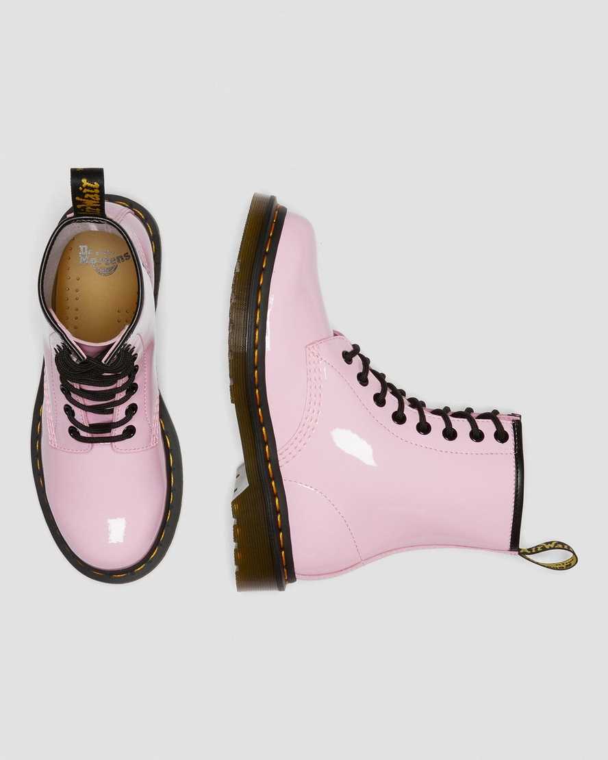 https://i1.adis.ws/i/drmartens/26425322.88.jpg?$large$1460 Women's Patent Leather Lace Up Boots | Dr Martens