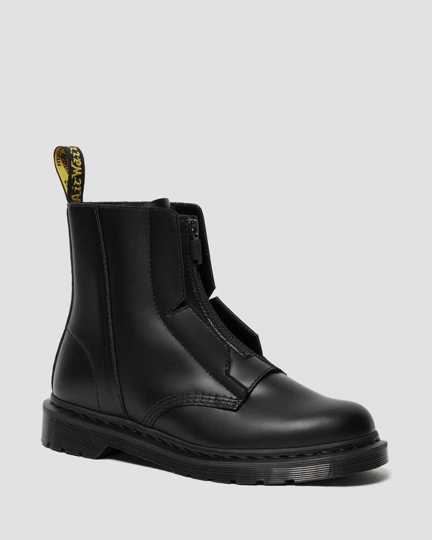 https://i1.adis.ws/i/drmartens/26518001.91.jpg?$large$1460 A-COLD-WALL* LEATHER ANKLE BOOTS | Dr Martens