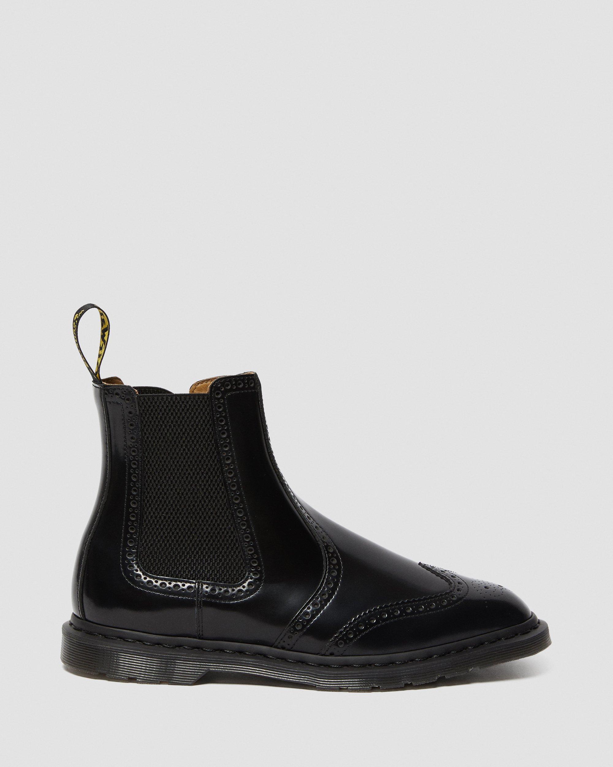 Dr.Martens GRAEME UK7 サイドゴアブーツ　ovy kaja GRAEME BROGUE LEATHER BOOTS in BLACK | Dr. Martens™