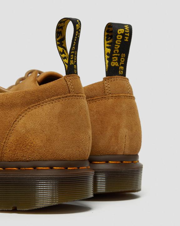 https://i1.adis.ws/i/drmartens/26593220.88.jpg?$large$Berman Lo Suede Leather Shoes Dr. Martens