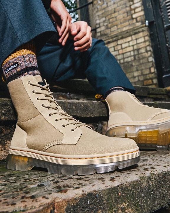 https://i1.adis.ws/i/drmartens/26622273.88.jpg?$large$Combs II Iced Suede Utility Boots Dr. Martens