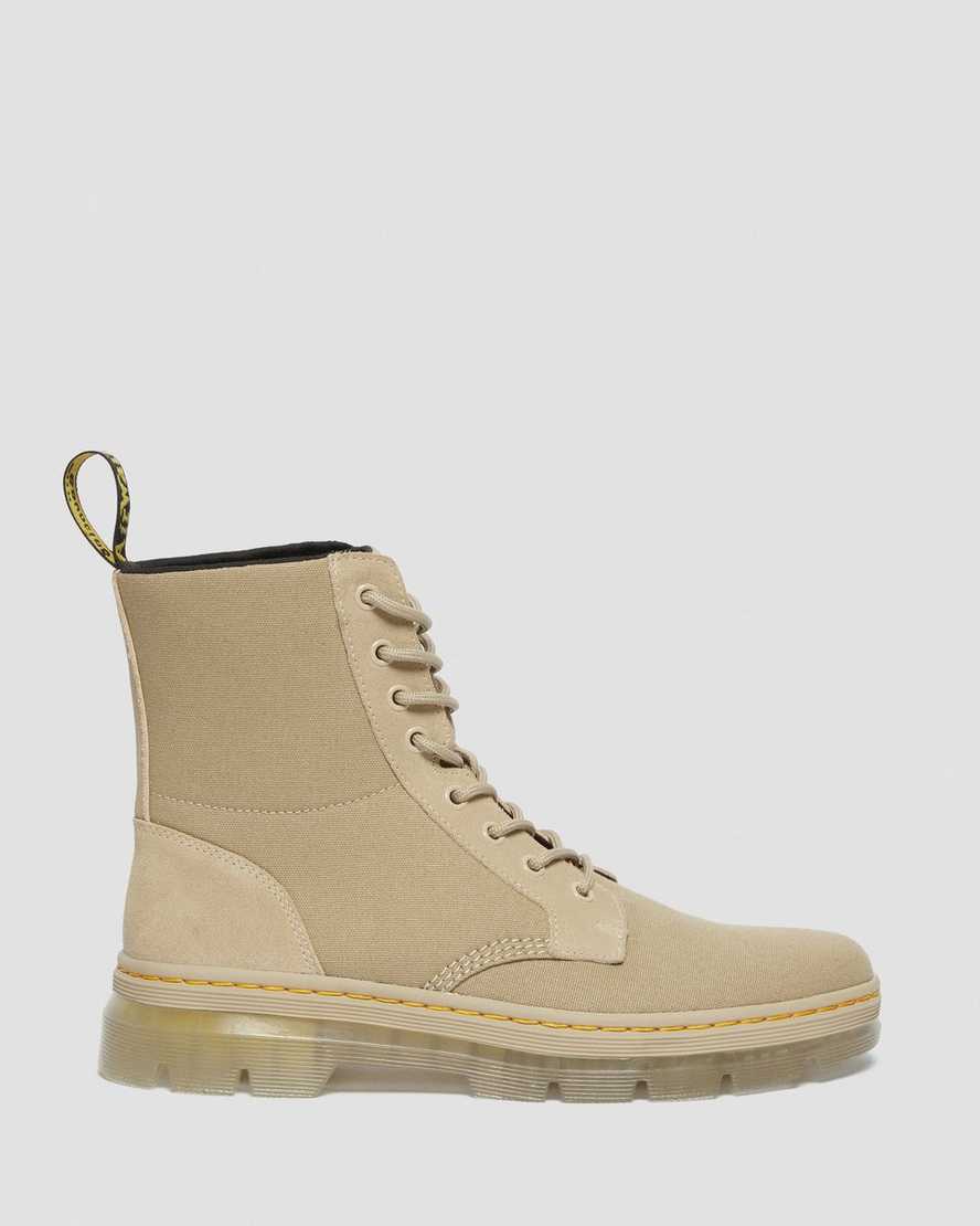 https://i1.adis.ws/i/drmartens/26622273.88.jpg?$large$Boots Utilitaires Combs II Iced en Daim  Dr. Martens