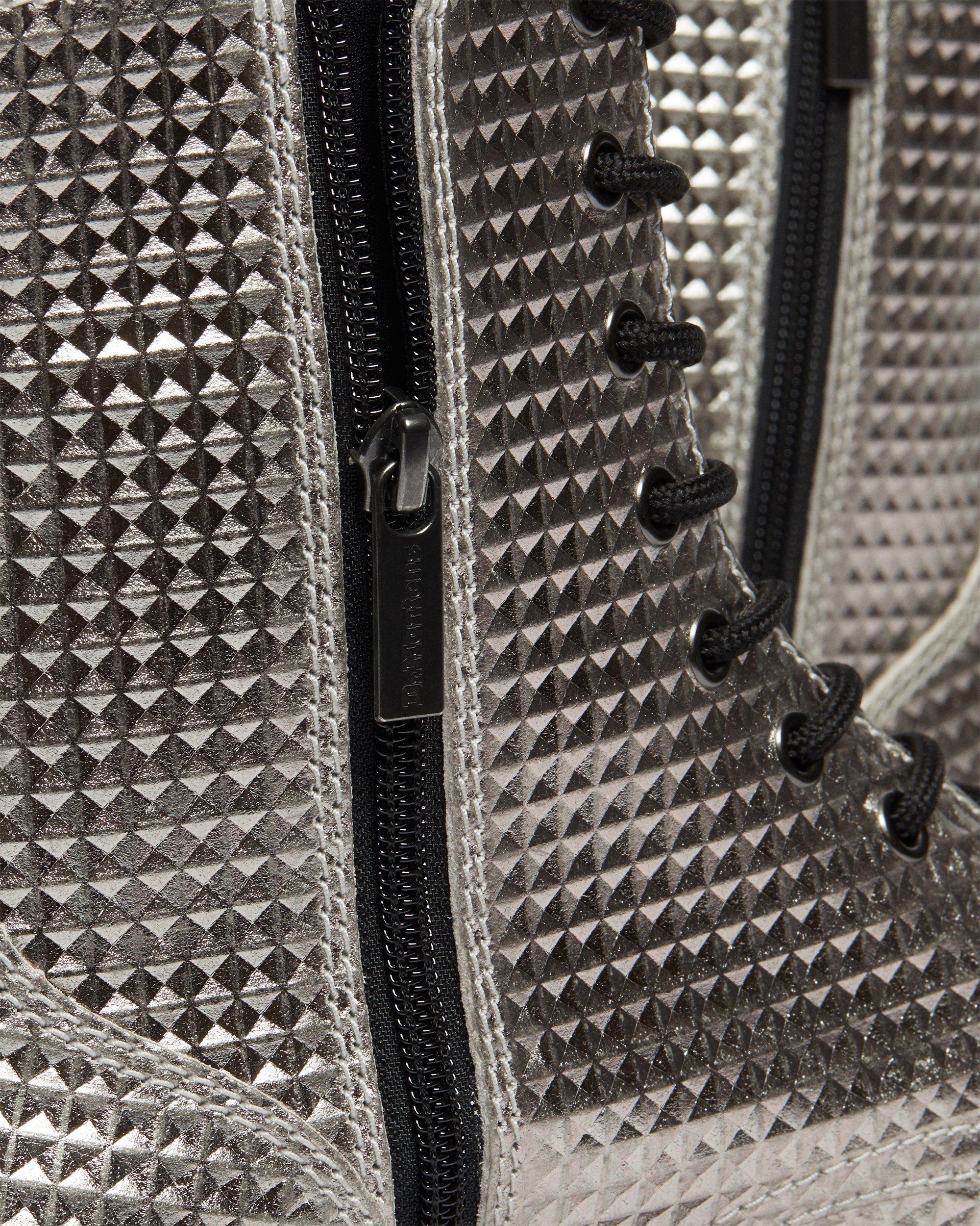 Jadon Stud Emboss Leather Platform Boots in SILVER | Dr. Martens™