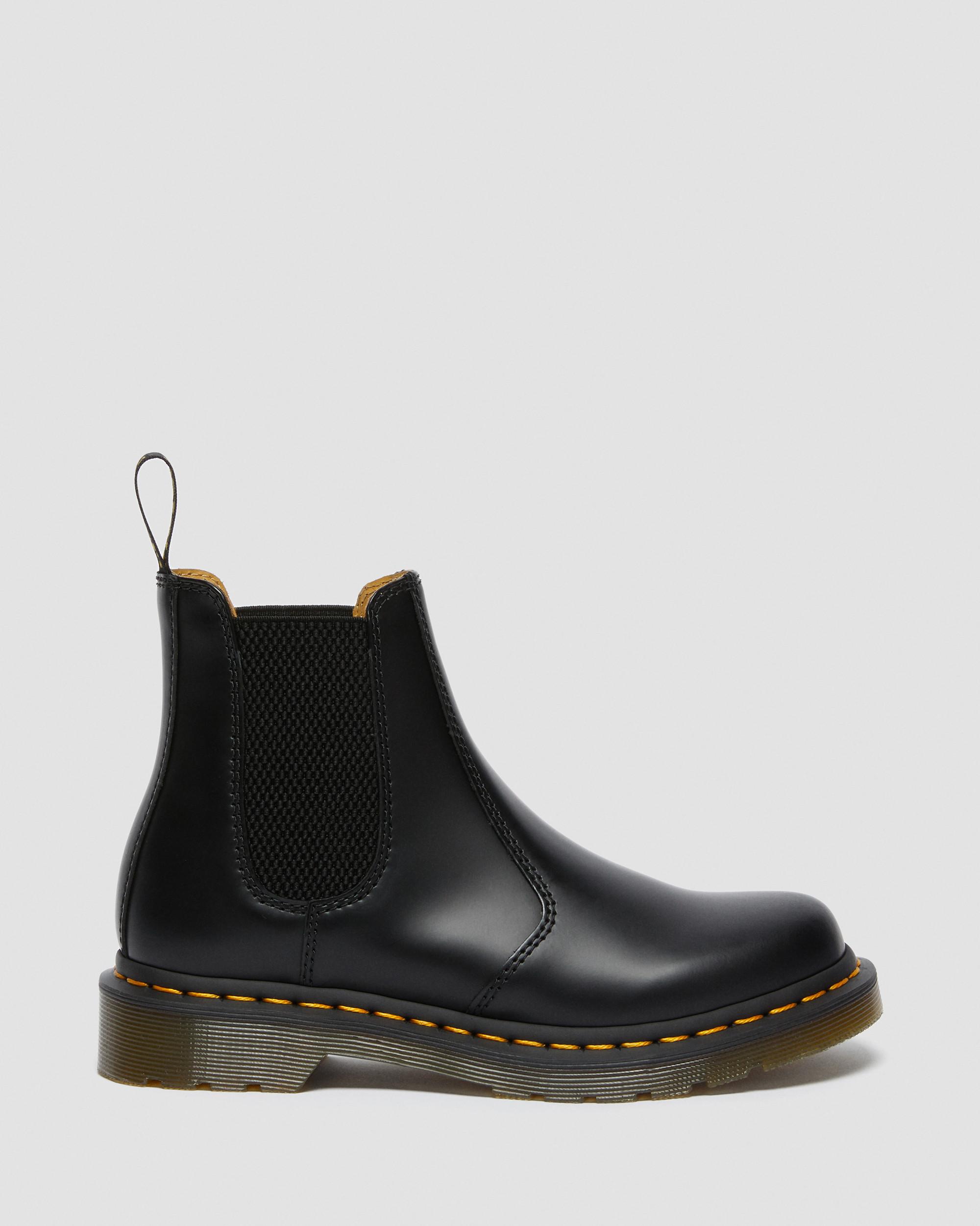 2976 Women's Smooth Leather Chelsea Boots in Black