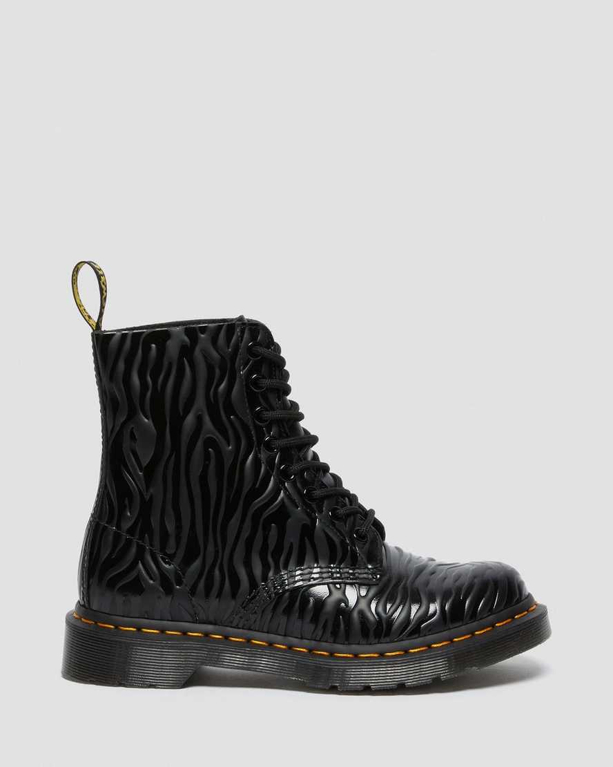 https://i1.adis.ws/i/drmartens/26716001.88.jpg?$large$1460 Pascal Zebra Emboss Smooth Leather Ankle Boots | Dr Martens