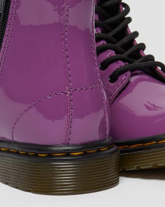 https://i1.adis.ws/i/drmartens/26771501.88.jpg?$large$Toddler 1460 Patent Leather Lace Up Boots Dr. Martens