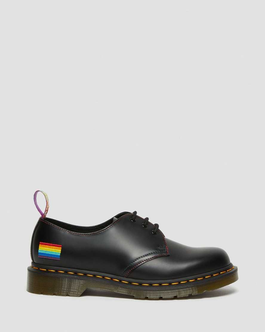 https://i1.adis.ws/i/drmartens/26800001.88.jpg?$large$1461 For Pride Smooth Leather Oxford Shoes | Dr Martens