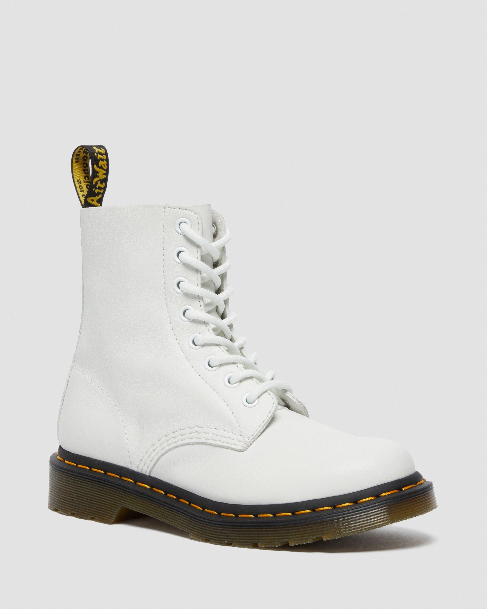 1460 Women's Pascal Virginia Leather Boots in White | Dr. Martens