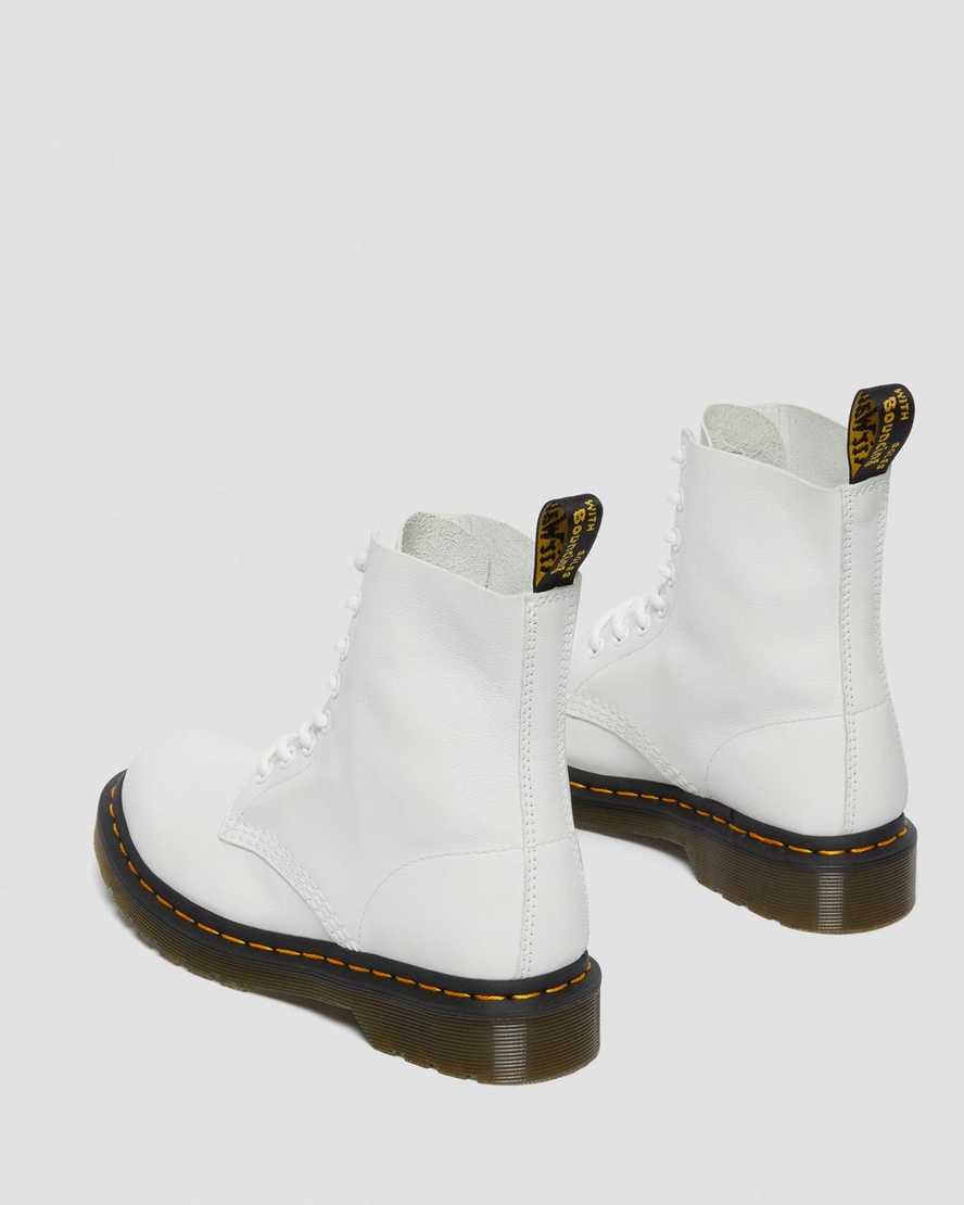https://i1.adis.ws/i/drmartens/26802543.88.jpg?$large$1460 Women's Pascal Virginia Leather Boots | Dr Martens
