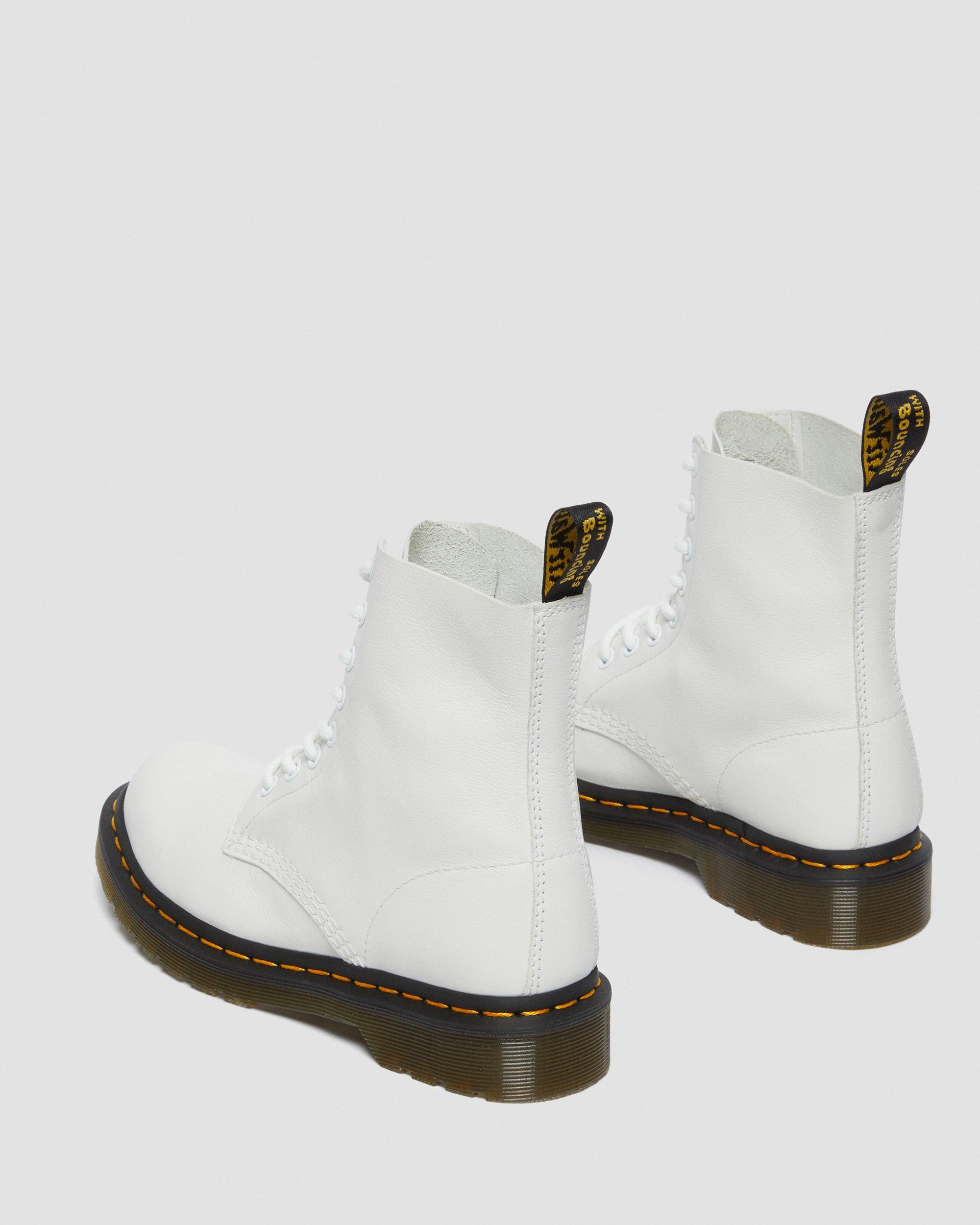 1460 Pascal Virginia Leather Boots in White