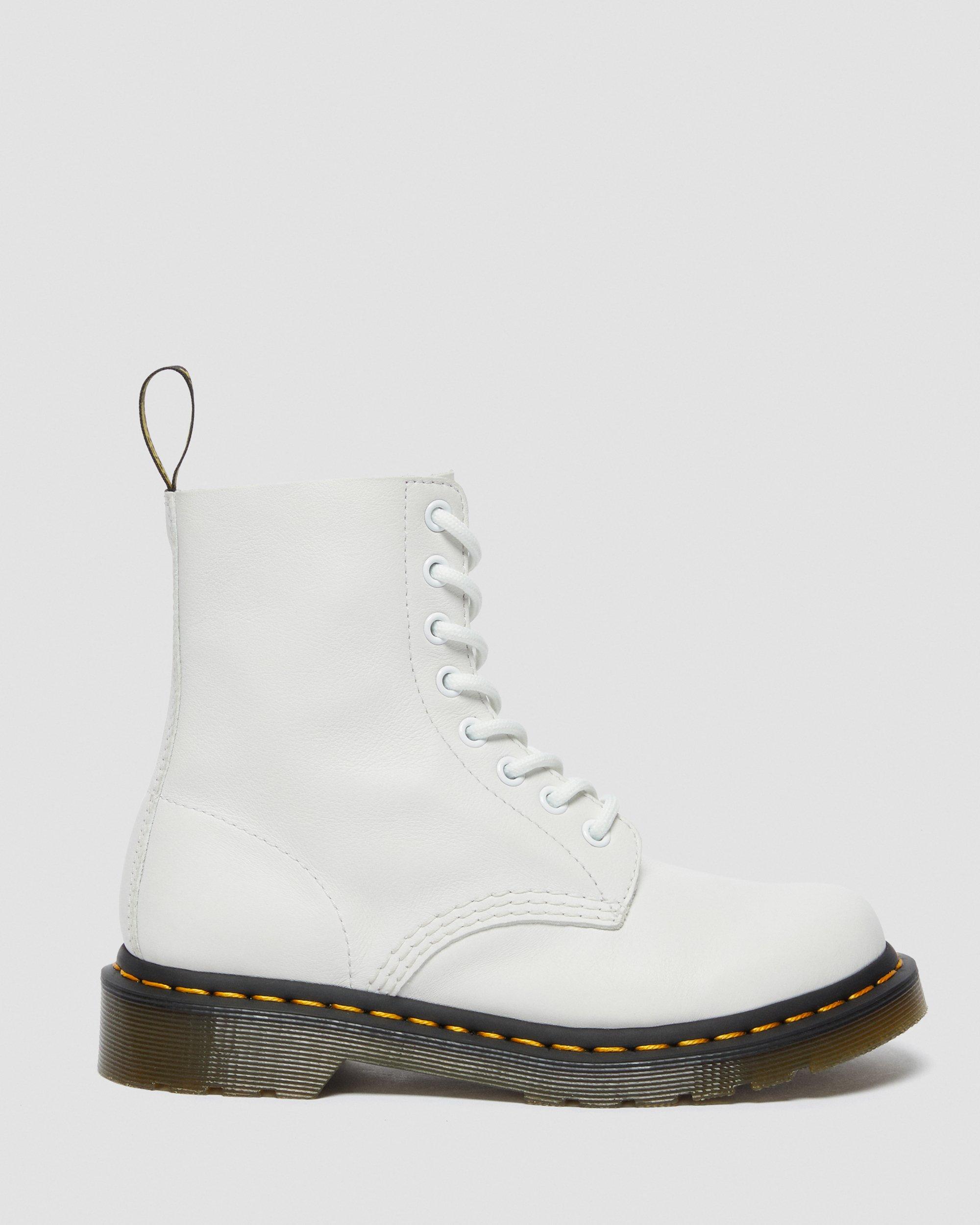 1460 Women's Pascal Virginia Leather Boots in White | Dr. Martens
