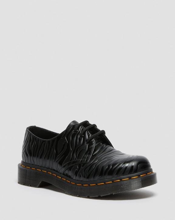 https://i1.adis.ws/i/drmartens/26806001.88.jpg?$large$1461 Zebra Emboss Smooth Leather Oxford Shoes Dr. Martens