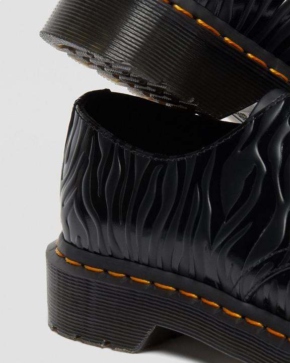 https://i1.adis.ws/i/drmartens/26806001.88.jpg?$large$1461 Zebra Emboss Smooth Leather Shoes Dr. Martens