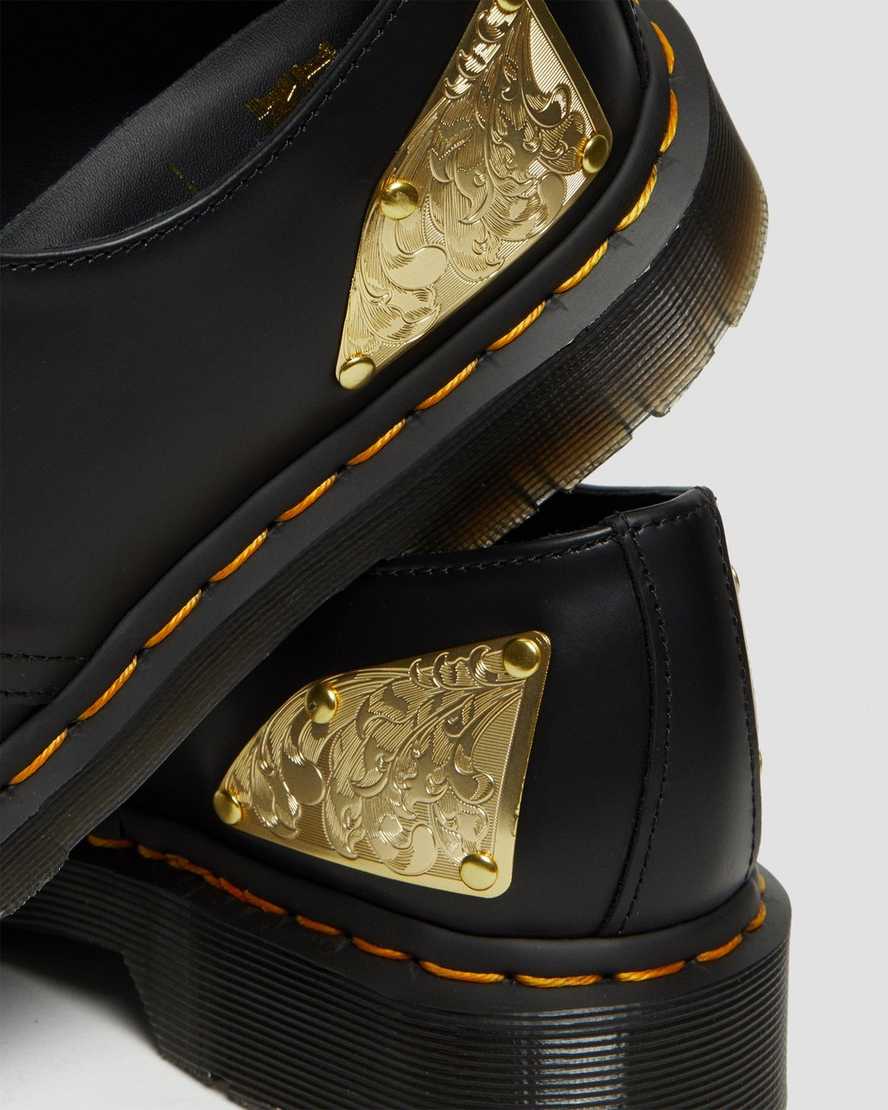 https://i1.adis.ws/i/drmartens/26807001.90.jpg?$large$Zapatos 1461 King Nerd de piel Smooth con detalles metálicos Dr. Martens
