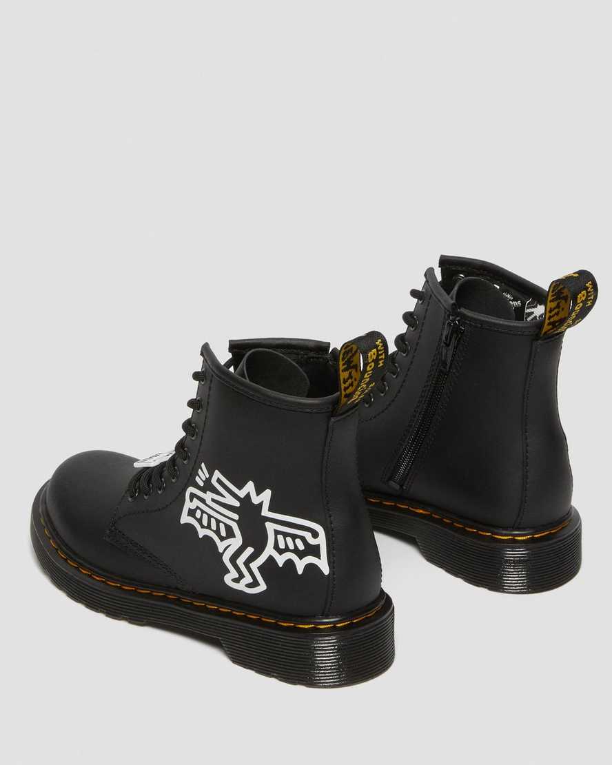 https://i1.adis.ws/i/drmartens/26835009.89.jpg?$large$Junior 1460 Keith Haring Leather Boots | Dr Martens