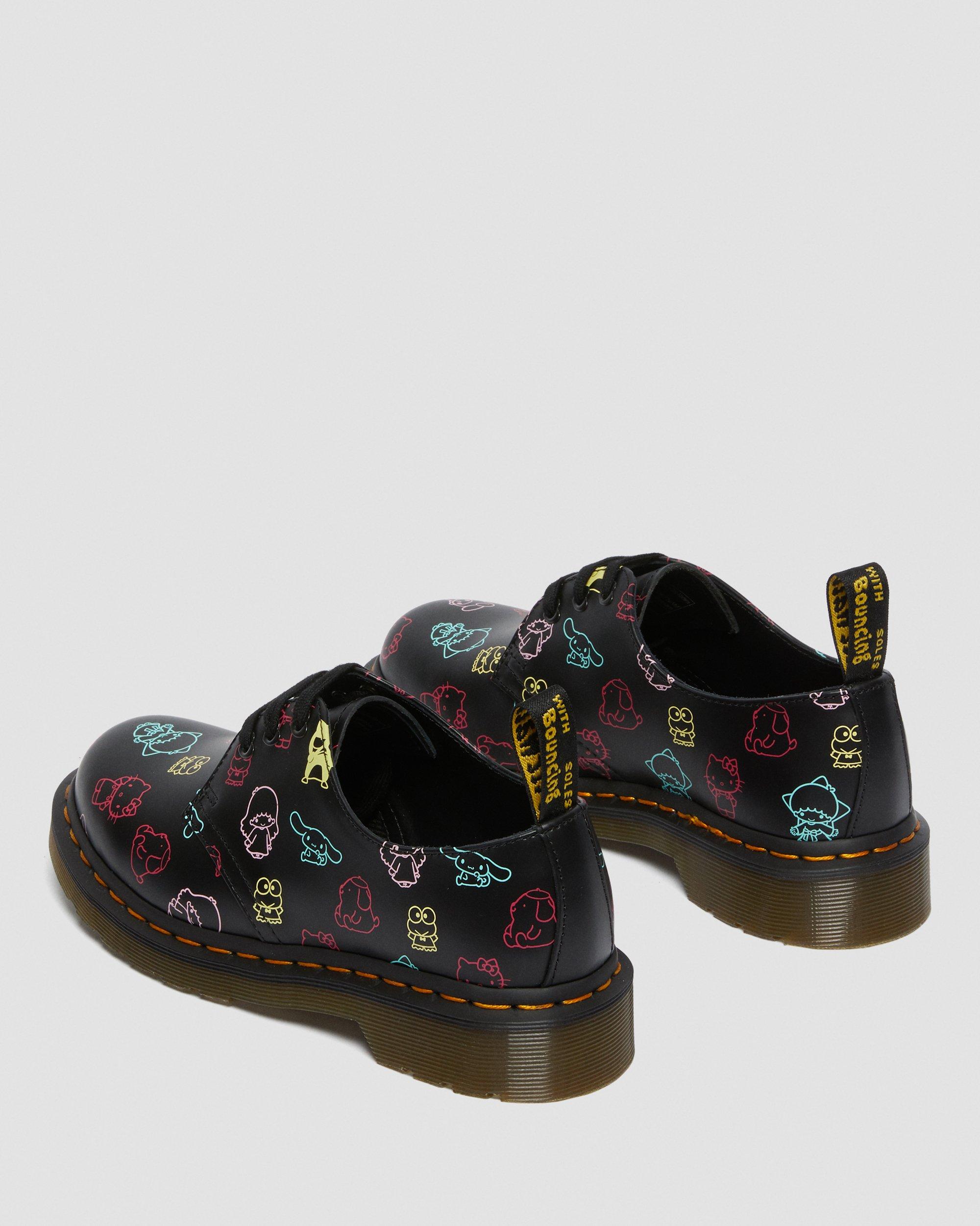 Hello Kitty & Friends 1461 Smooth Leather Oxford Shoes in BLACK+