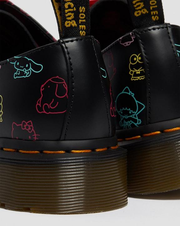 https://i1.adis.ws/i/drmartens/26841001.89.jpg?$large$Hello Kitty & Friends 1461 Smooth Leather Oxford Shoes Dr. Martens