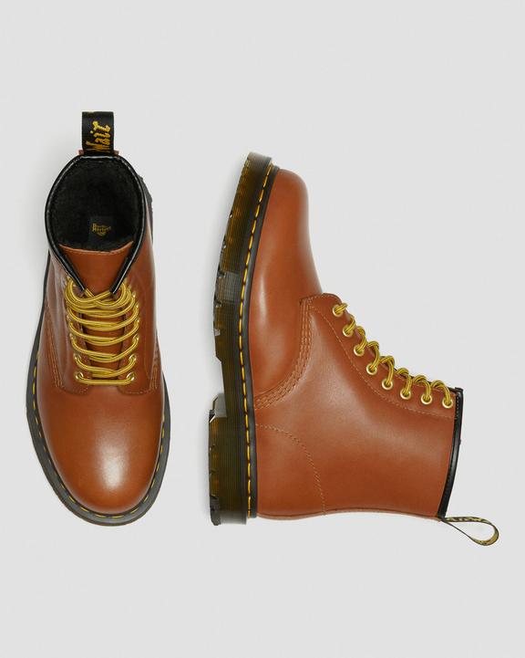 https://i1.adis.ws/i/drmartens/26860220.88.jpg?$large$1460DM's Wintergrip Blizzard Wp Leather Ankle Boots Dr. Martens