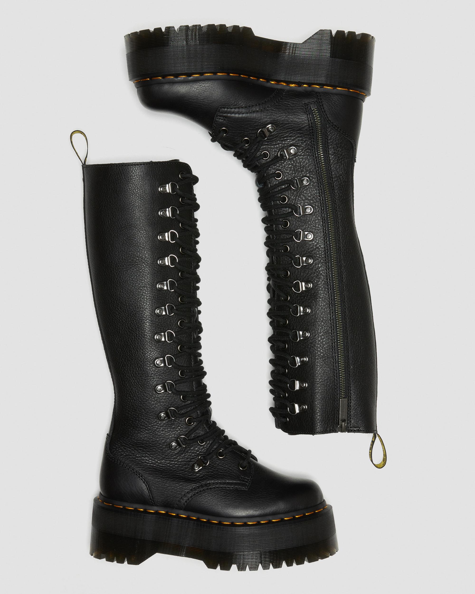 DR MARTENS 1B60 Max Hardware Leather Extra High Boots