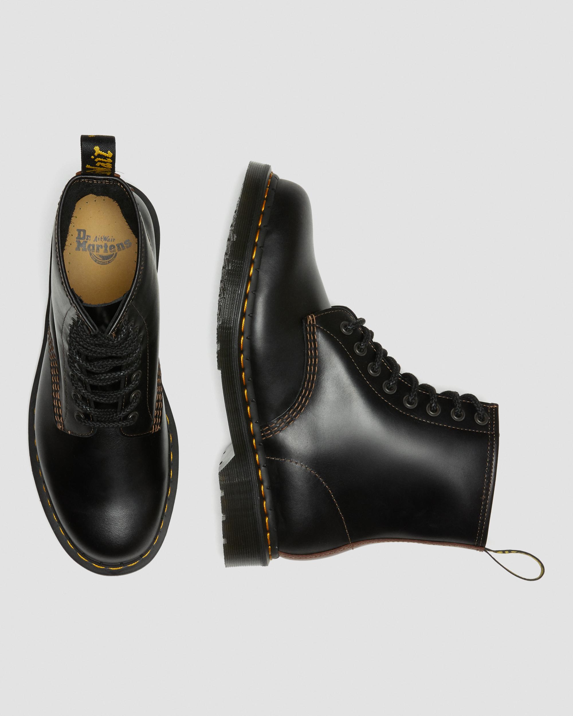 https://i1.adis.ws/i/drmartens/26904003.88.jpg?$large$1460 Men's Abruzzo Leather Lace Up Boots Dr. Martens