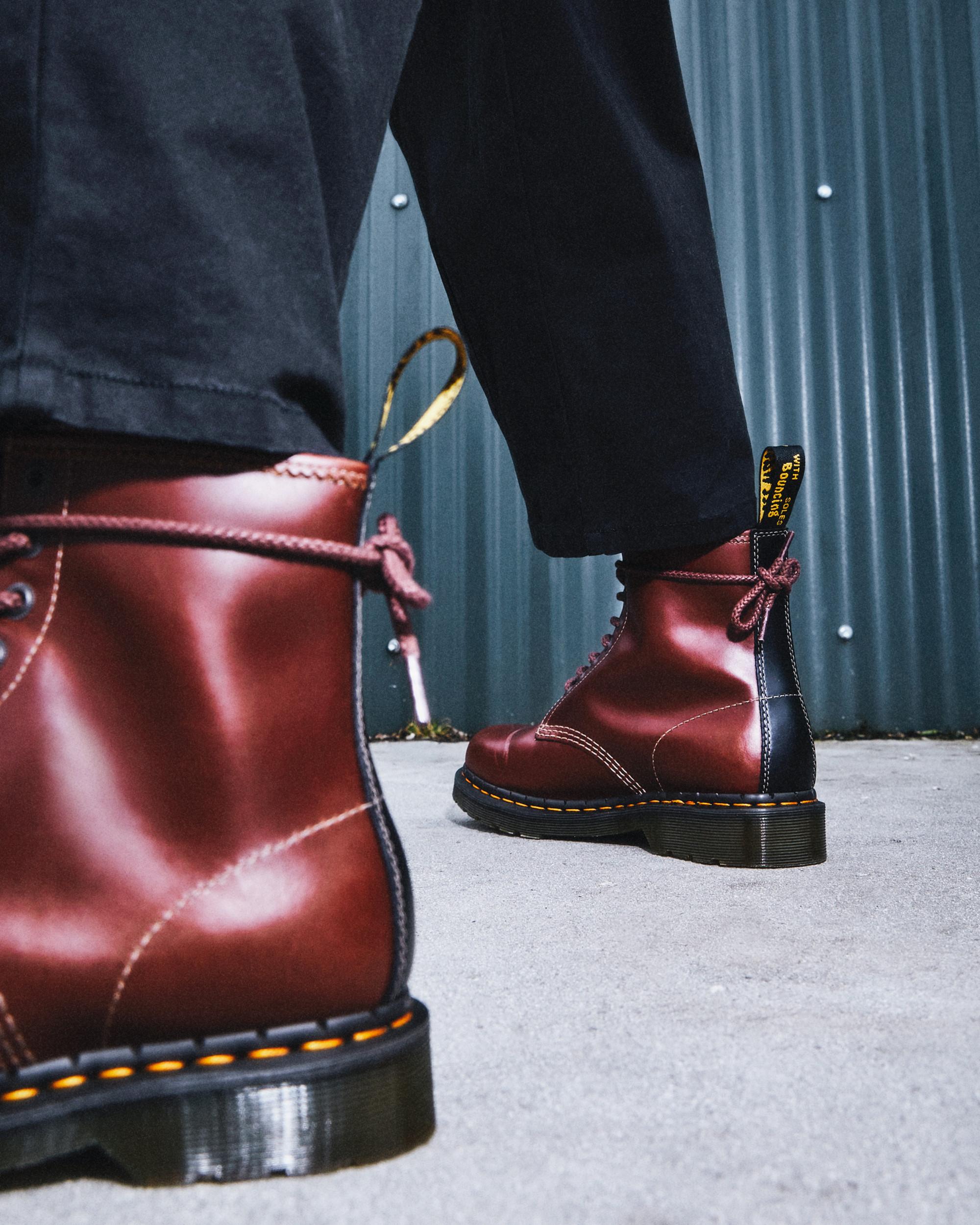 MARTE シルクGT 1460 Men's Abruzzo Leather Lace Up Boots in BROWN+BLACK | Dr. Martens™