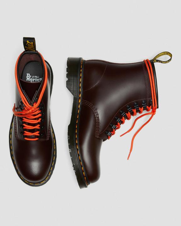 https://i1.adis.ws/i/drmartens/26917601.88.jpg?$large$1460 Ben Smooth Leather Ankle Boots Dr. Martens
