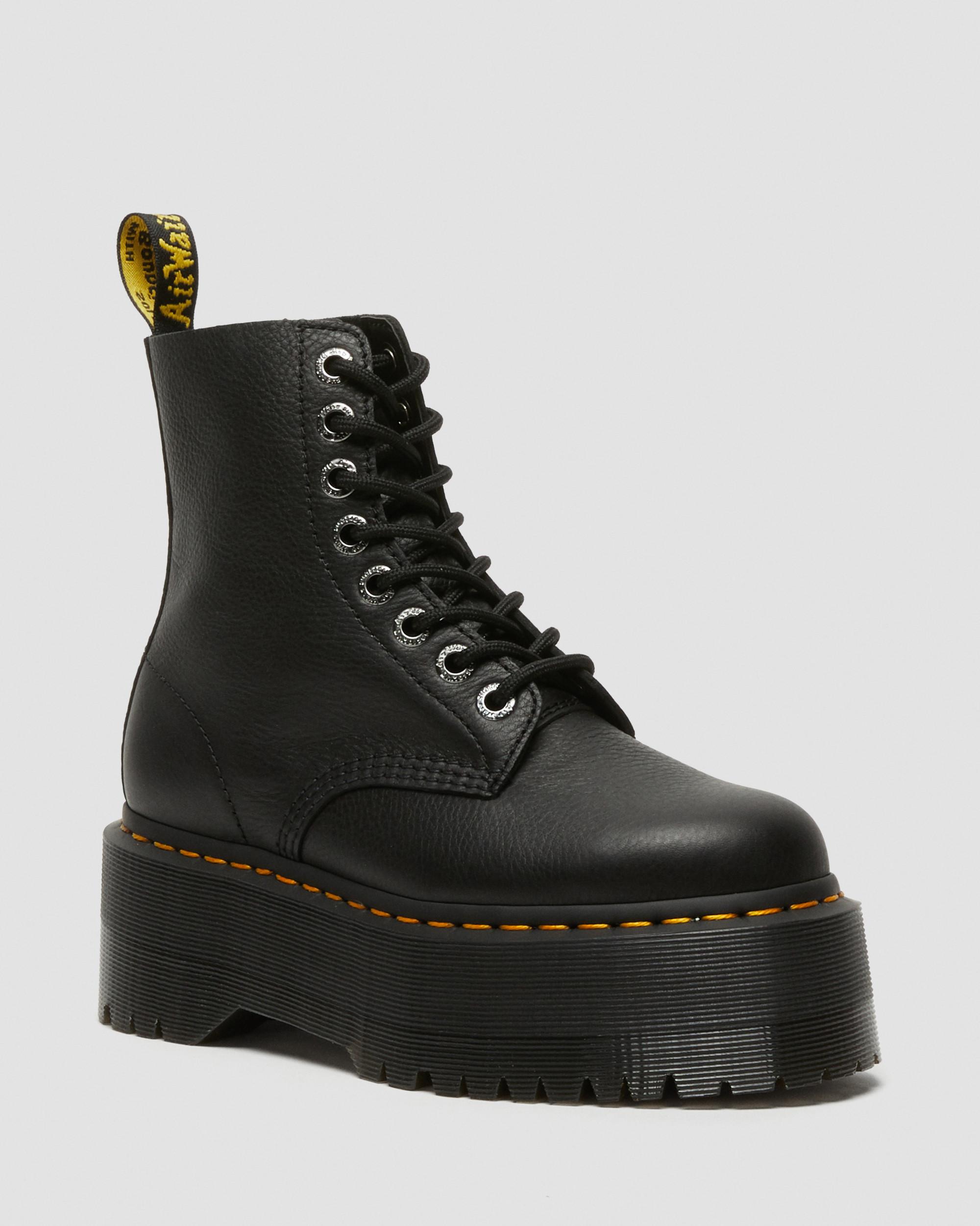 1460 Smooth Leather Lace Up Boots in Black | Dr. Martens