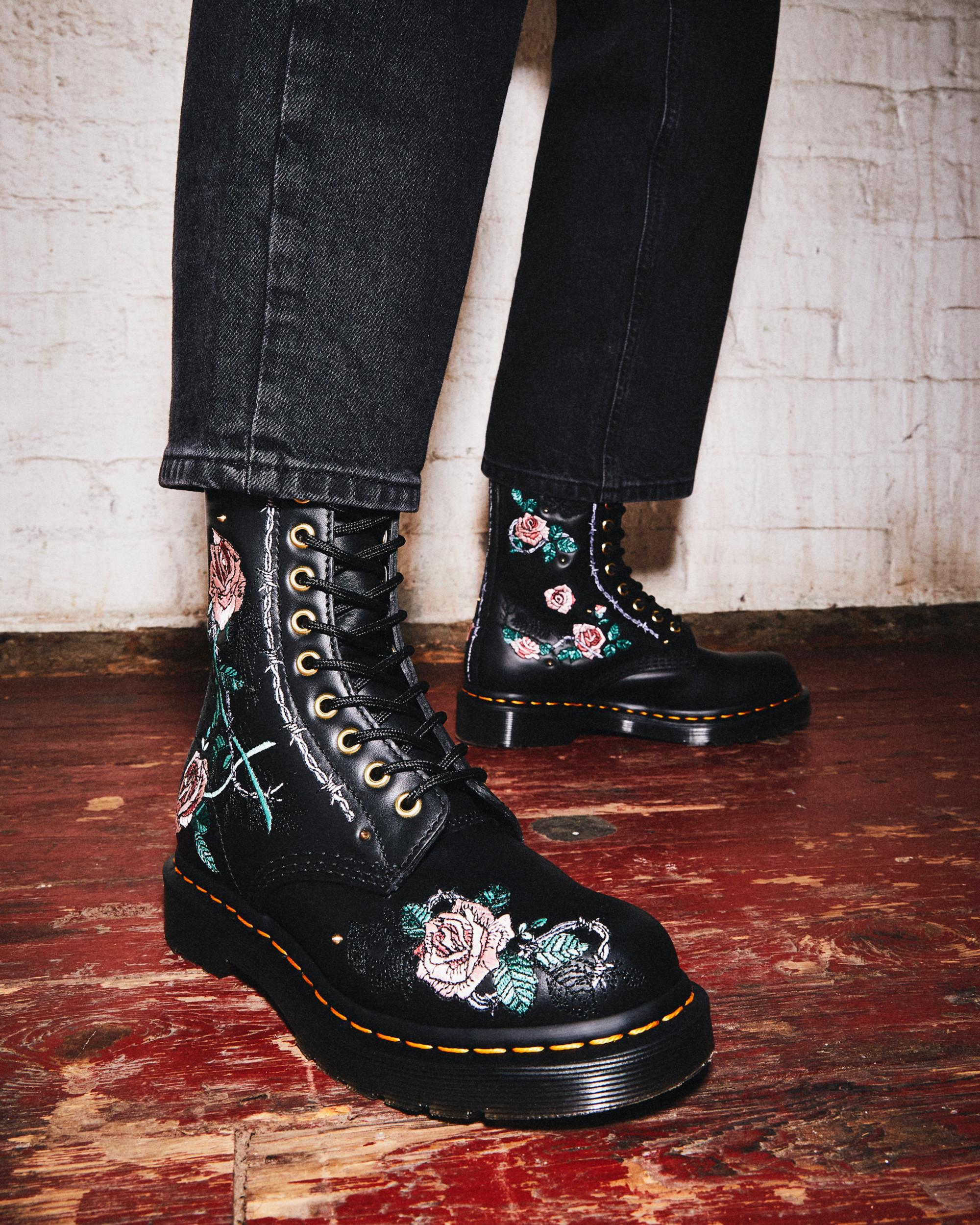 1490 Vonda Floral Leather Mid Calf Boots in BLACK | Dr. Martens™