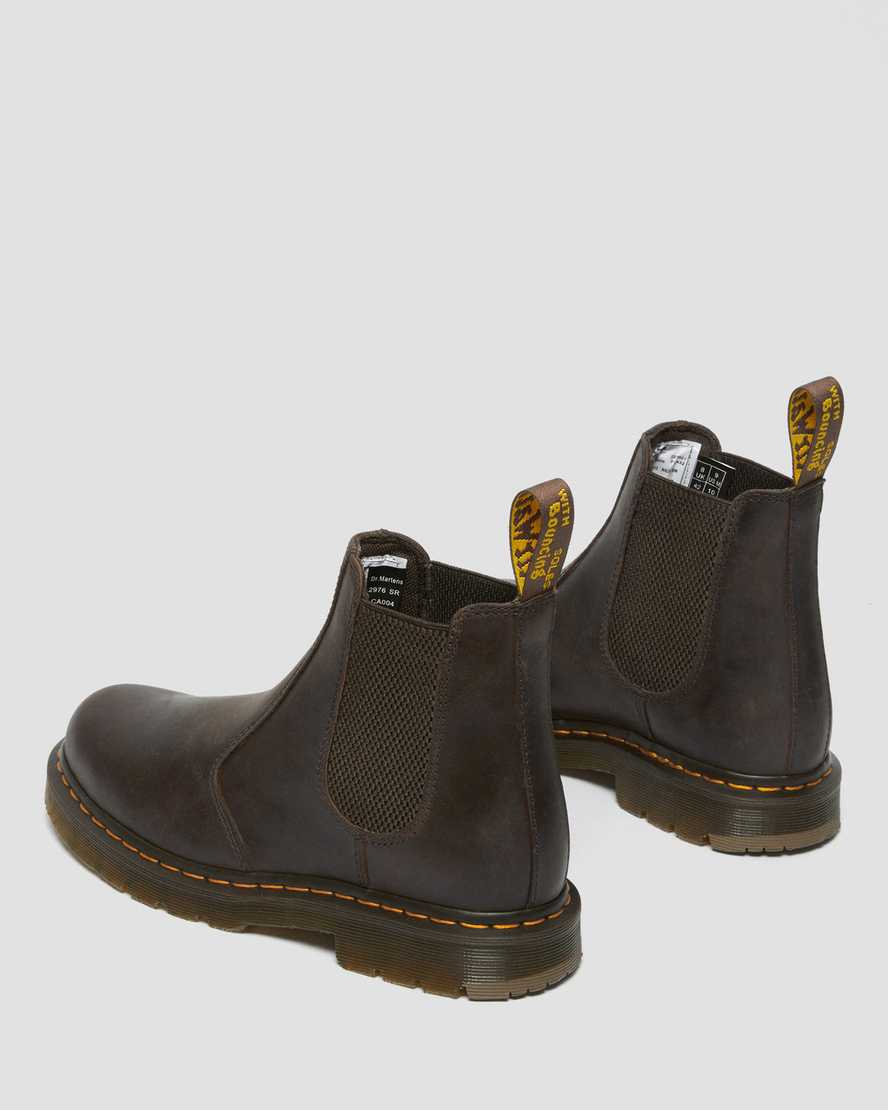 https://i1.adis.ws/i/drmartens/27006207.88.jpg?$large$2976 Slip Resistant Leather Chelsea Boots | Dr Martens
