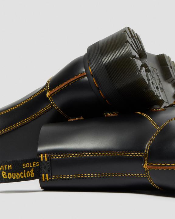 https://i1.adis.ws/i/drmartens/27036001.88.jpg?$large$Collier plattformskängor i läder med dubbla skosnören Dr. Martens