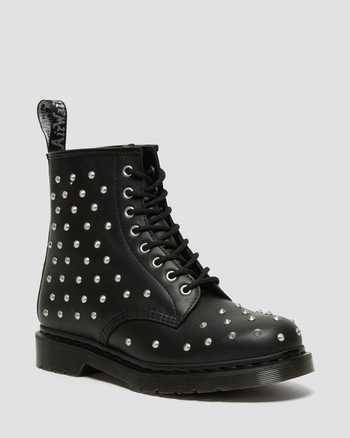 1460 Stud Wanama Leather Lace Up Boots