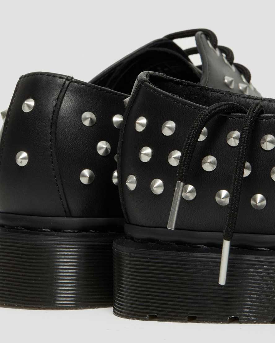 https://i1.adis.ws/i/drmartens/27041001.88.jpg?$large$1461 Stud Wanama Leather  Shoes | Dr Martens