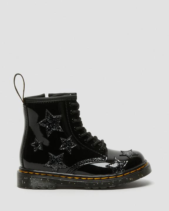 https://i1.adis.ws/i/drmartens/27057001.88.jpg?$large$Toddler 1460 Glitter Star Patent Lace Up Boots Dr. Martens