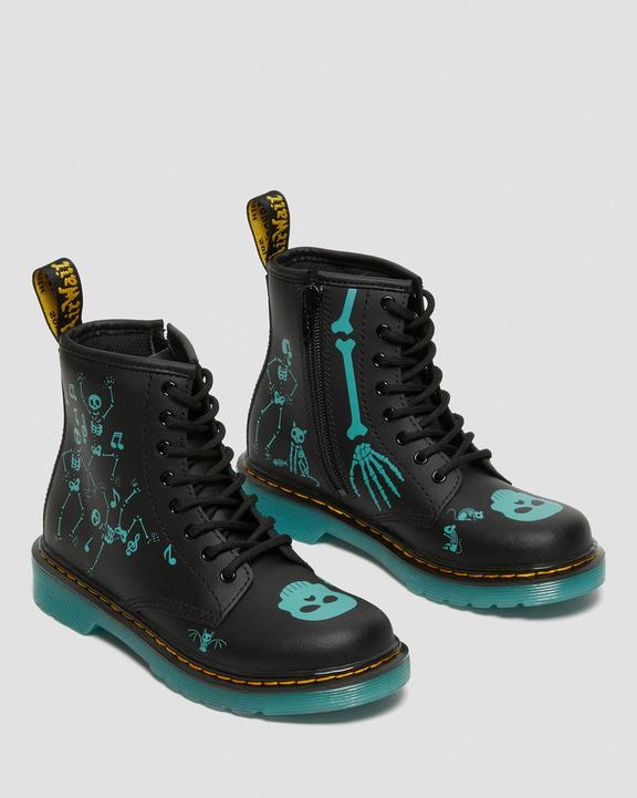 https://i1.adis.ws/i/drmartens/27077001.88.jpg?$large$Junior 1460 Skelly Print Leather Lace Up Boots Dr. Martens